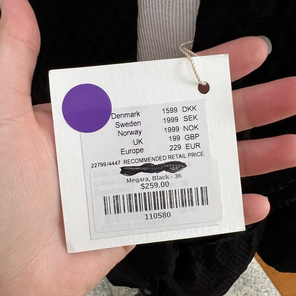 Tree And Horse Garden megara black deep v neck blouse - Picture 6 of 15